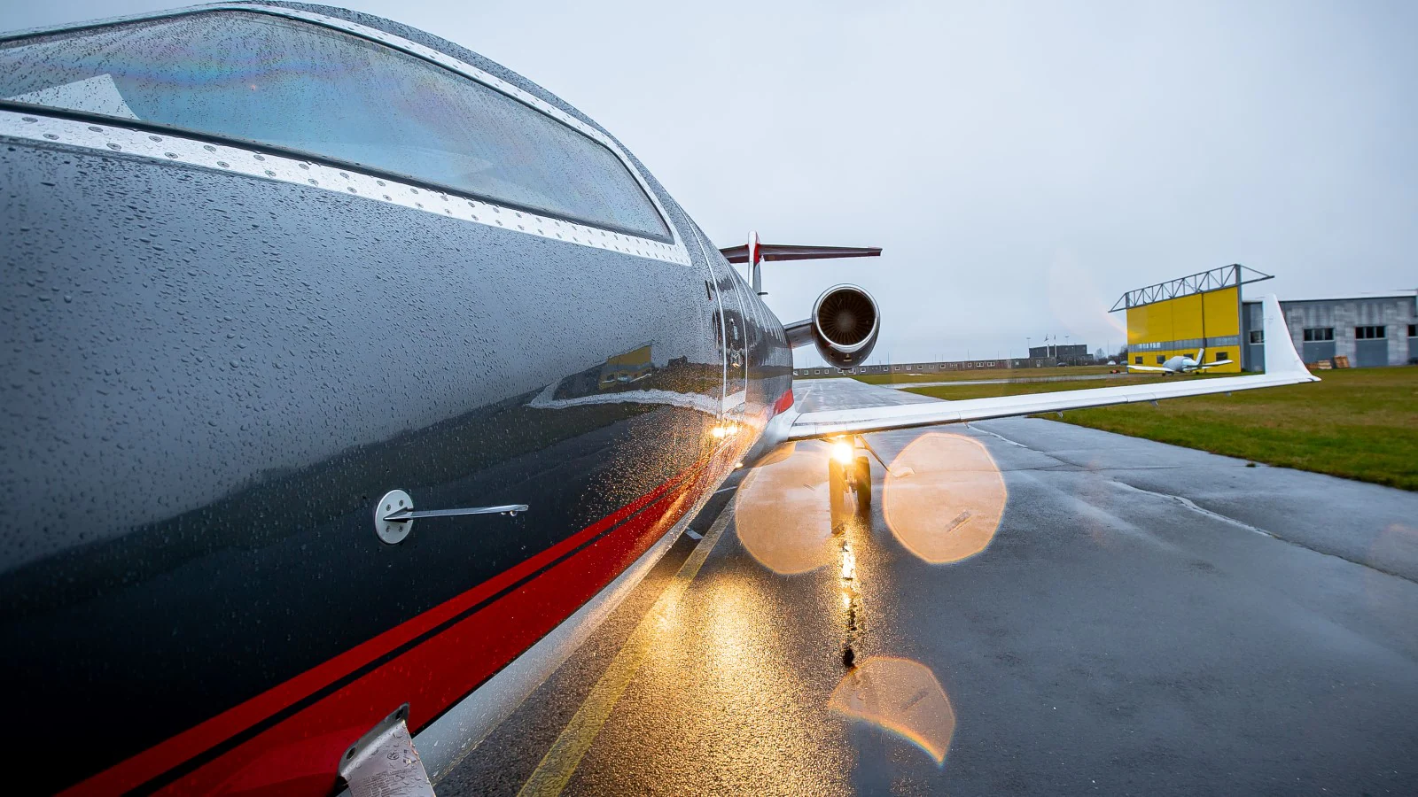 bombardier-learjet-45-4.jpg